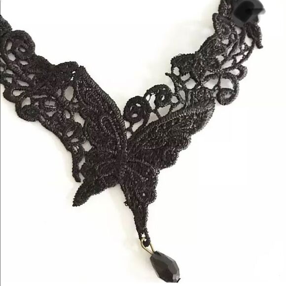 🆕 GOTHIC VINTAGE LACE NECKLACE w/BUTTERFLY - Picture 3 of 6